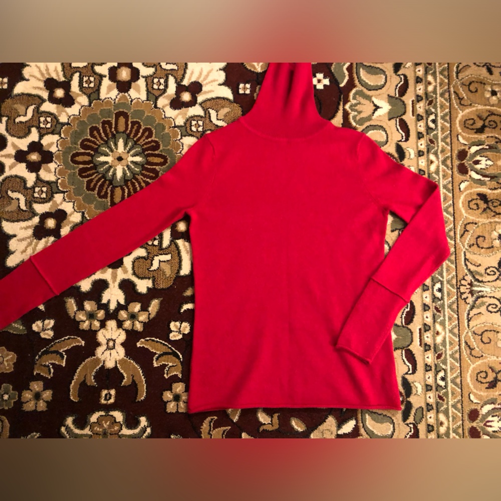 Saks 5th ave 100% cashmere, red, xs, NWOT